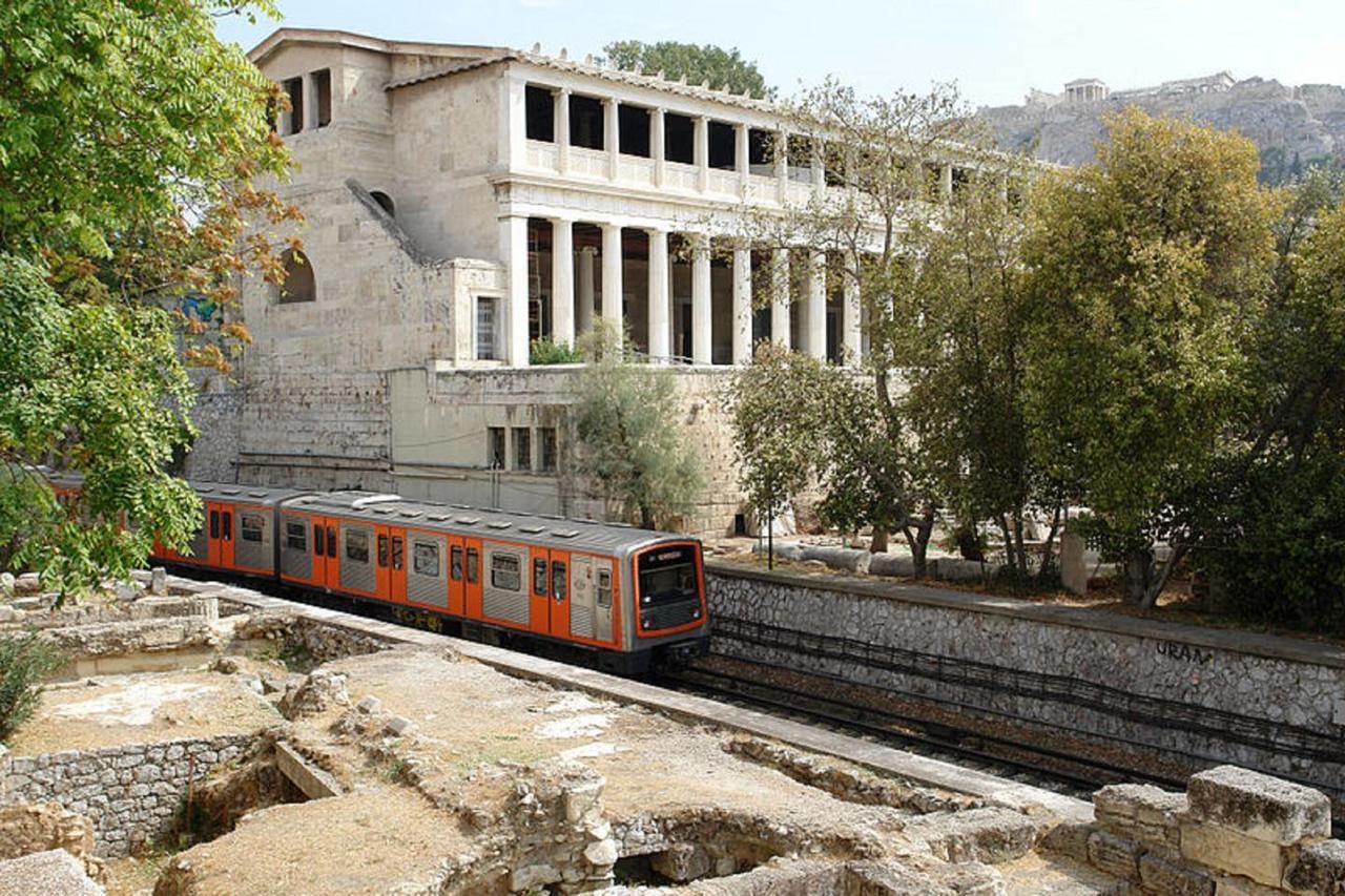 Pale Coloured Apt In Athens Historic Centre Exteriér fotografie