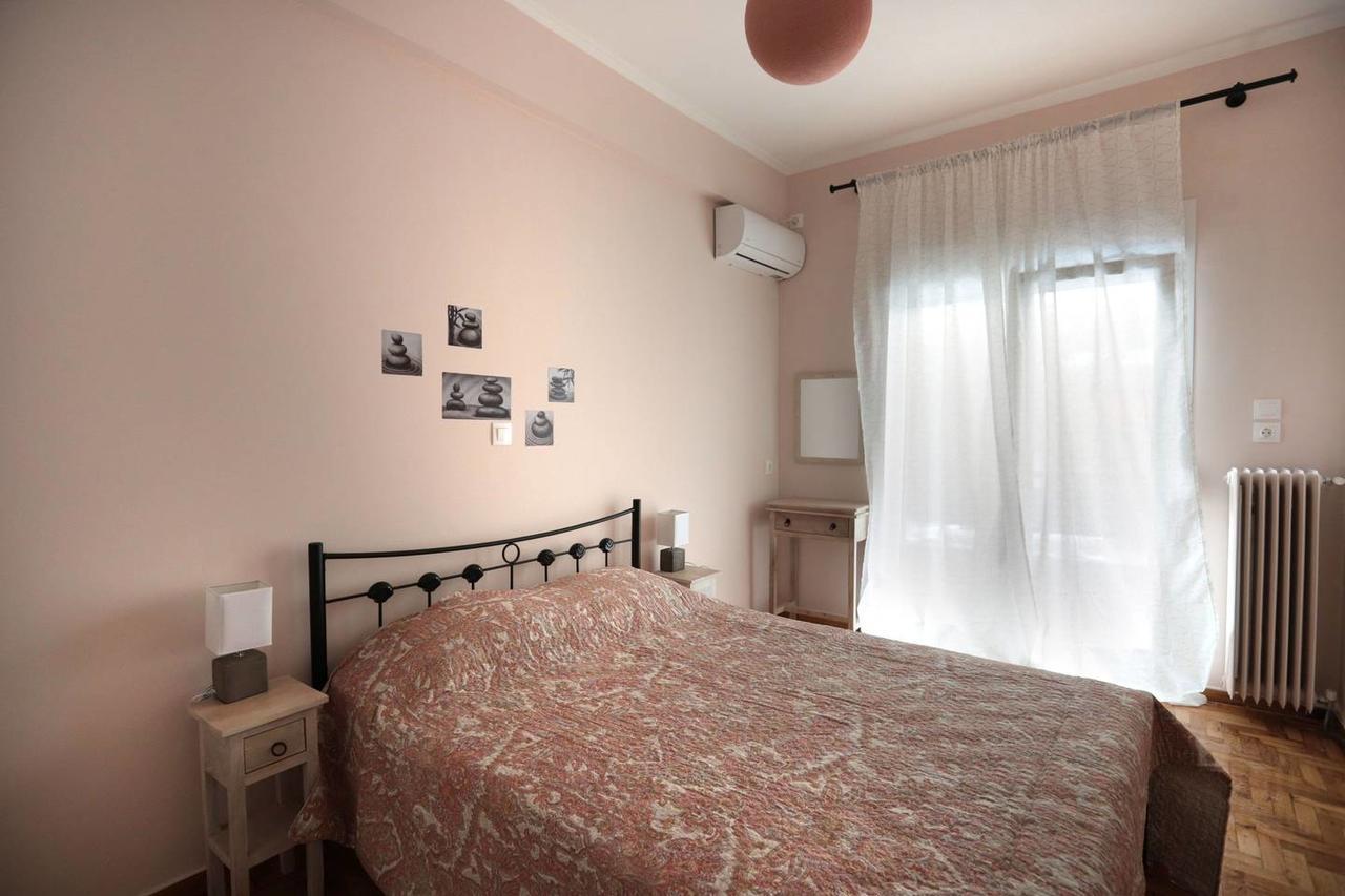 Pale Coloured Apt In Athens Historic Centre Exteriér fotografie